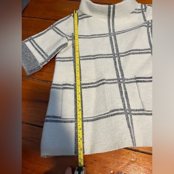 MOTH Anthropologie Wool Blend Sweater Top plaid Turtleneck Size Medium - Picture 7 of 7